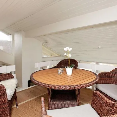 Sleeps 8 Pool Wifi
