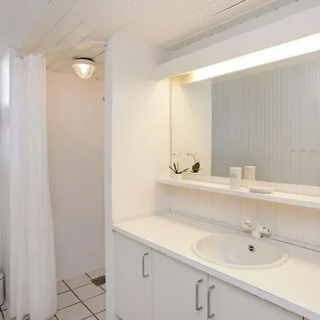 Sleeps 8 Pool Wifi *
